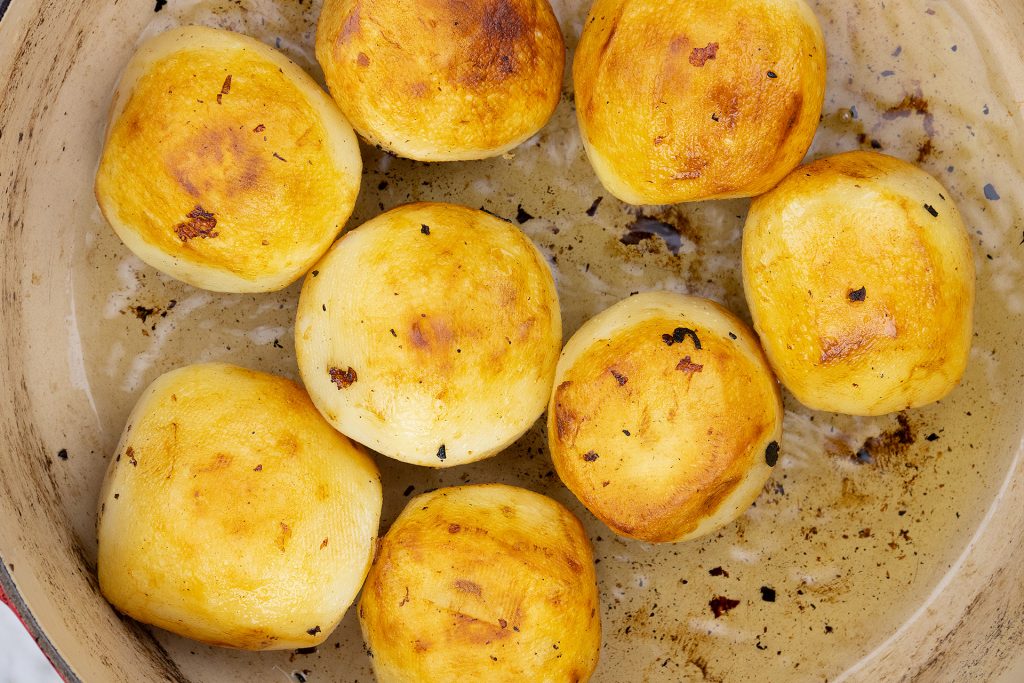 Fry the potatoes