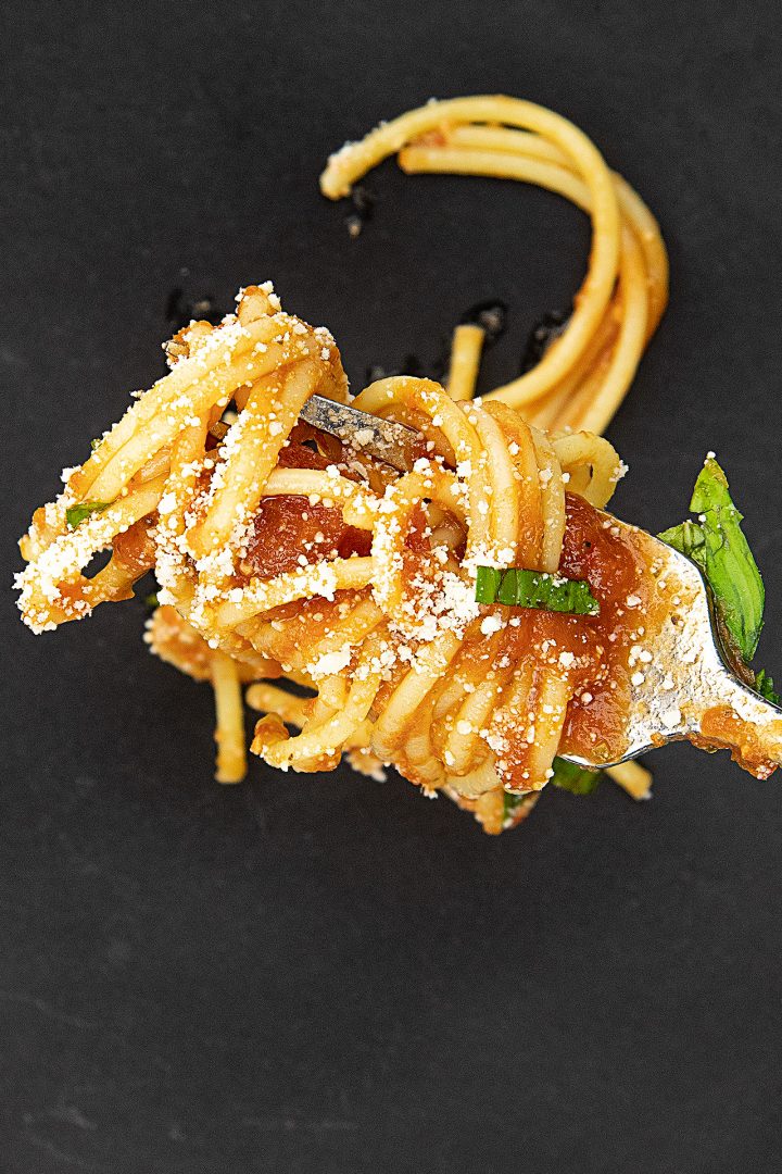 How to Thicken Spaghetti Sauce Without Paste 17 Best Ways Clove and Cumin